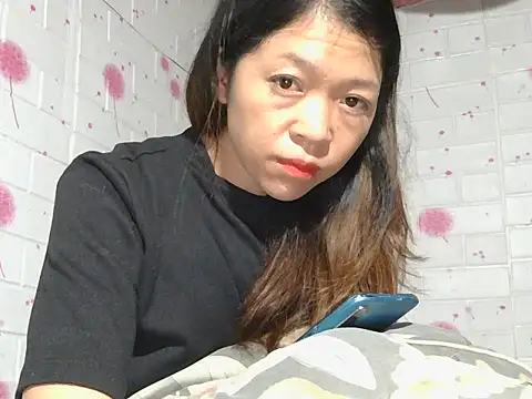 Kim mon online show from 11/21/25, 01:59