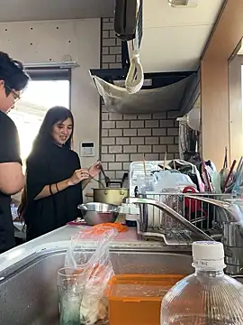 URORI0407 online show from 12/01/25, 01:06