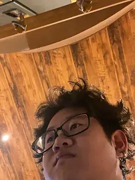 URORI0407 online show from 11/28/25, 02:23