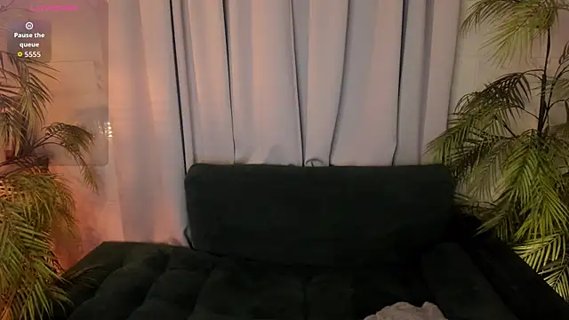 BeautifulSnake online show from 11/29/25, 08:42