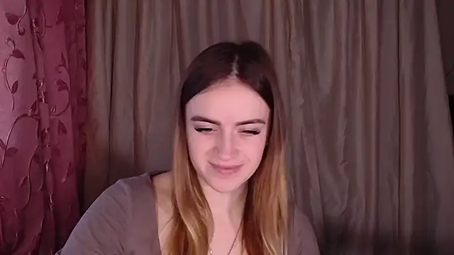 Snapshot of Illa_May chatting on 12/04/25, 06:34 Illa May online show from 12/04/25, 06:34