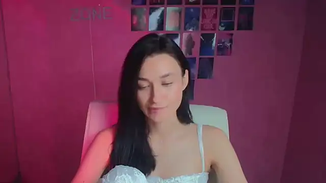 Snapshot of Stella_XO chatting on 06/20/26, 05:45 Stella XO online show from 06/20/26, 05:45