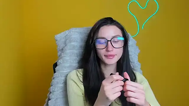 Snapshot of Stella_XO chatting on 12/04/25, 12:48 Stella XO online show from 12/04/25, 12:48