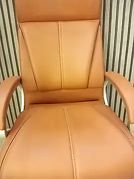 Bold Quinn online show from 11/23/25, 09:30