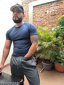 Mike savage3 online show from 12/04/25, 12:37