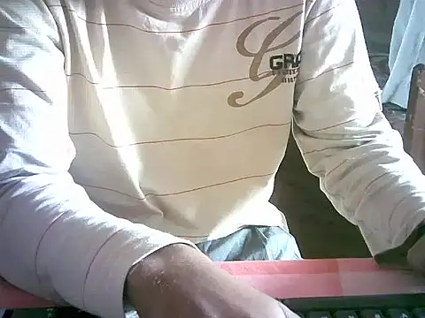 handsome12345  online show from 01/19/26, 04:27