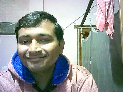 handsome12345  online show from 12/23/25, 03:06