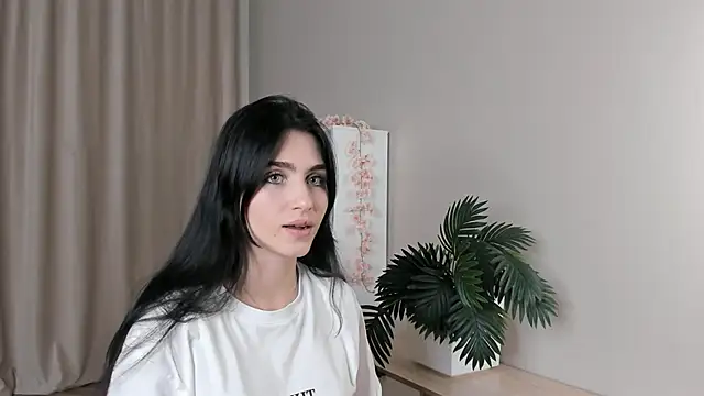 MonaChim online show from 11/27/25, 02:06