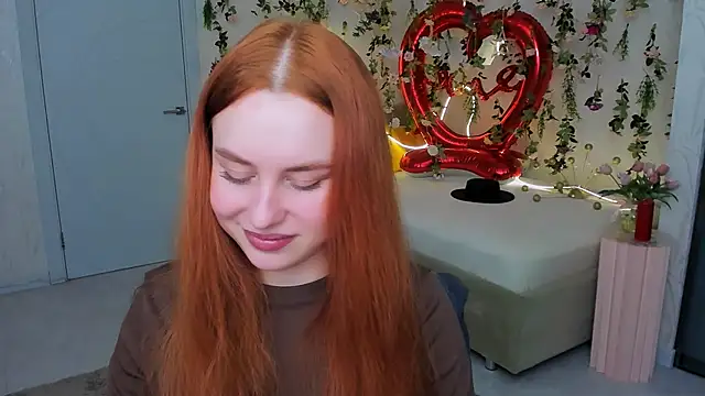 AirySilhouette online show from 02/16/26, 07:12