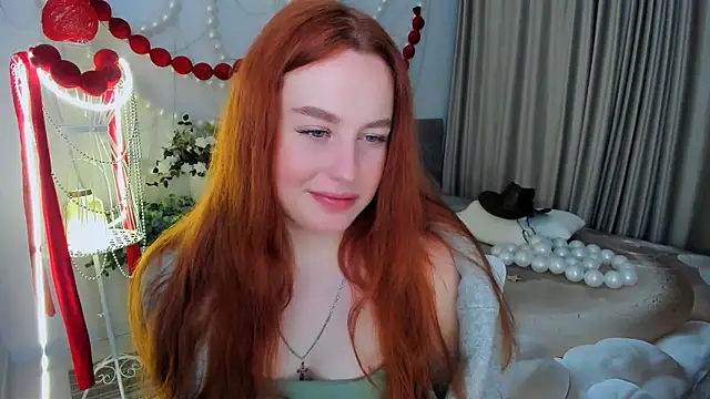 AirySilhouette online show from 04/30/26, 07:10