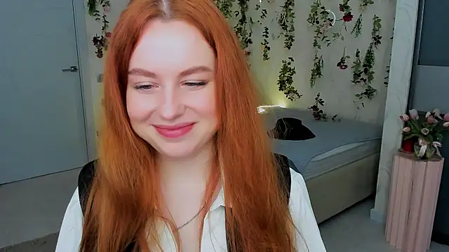 AirySilhouette online show from 04/18/26, 08:09