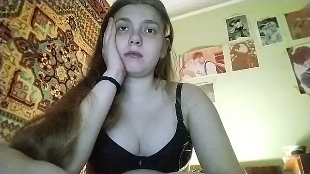 KikiBang online show from 02/11/26, 08:20