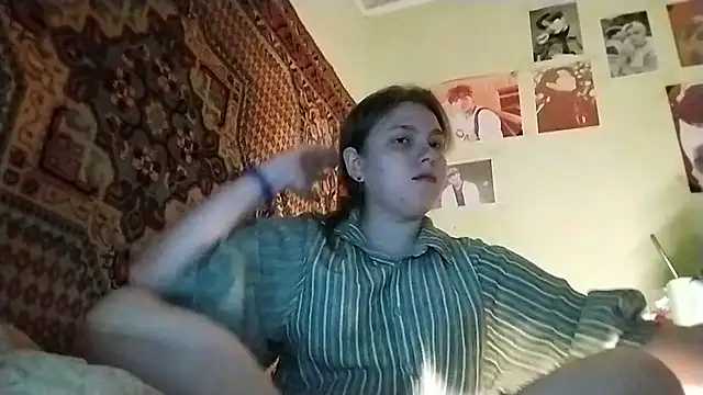 KikiBang online show from 04/30/26, 06:48