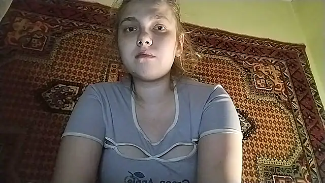 KikiBang online show from 04/21/26, 06:47