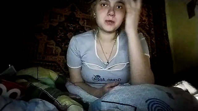 KikiBang online show from 12/03/25, 08:08