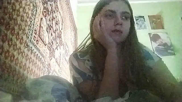 KikiBang online show from 12/17/25, 08:03