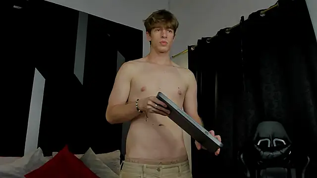 Ostin Saints online show from 04/15/26, 07:07