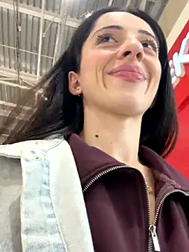 Snapshot of Lilitoppp chatting on 11/20/25, 07:31 Lilitoppp online show from 11/20/25, 07:31