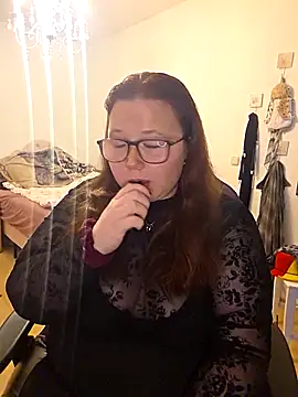 NaughtyNiia online show from 12/14/25, 02:44