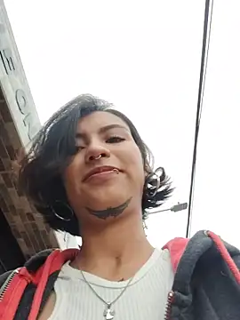 Zoe addiction online show from 11/24/25, 12:38