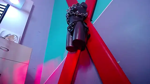 ArhyFoxx1 online show from 12/20/25, 12:08