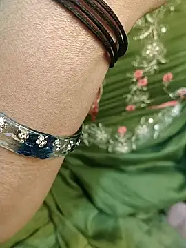 Hotybabhi online show from 12/20/25, 06:44