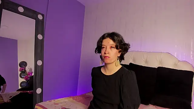 CoralAndOcean  online show from 12/04/25, 12:37