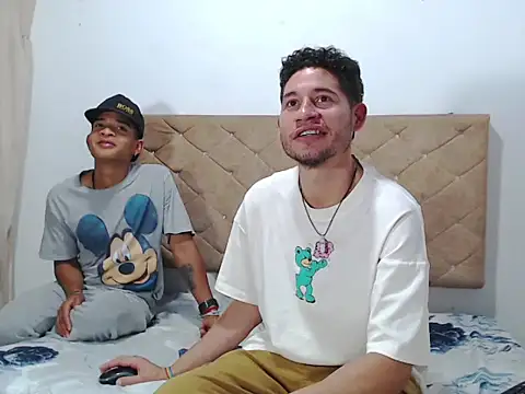 crissex3 online show from 02/10/26, 07:57