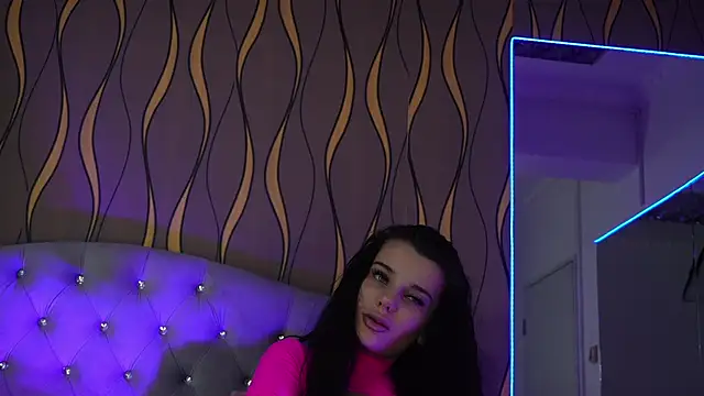 lovely sophia  online show from 11/26/25, 05:51