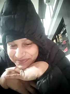 Ariana101 online show from 11/30/25, 07:09