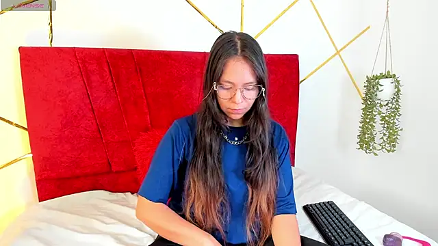 Julieta Lein  online show from 01/09/26, 09:22