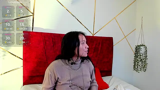 Julieta Lein  online show from 01/16/26, 09:30