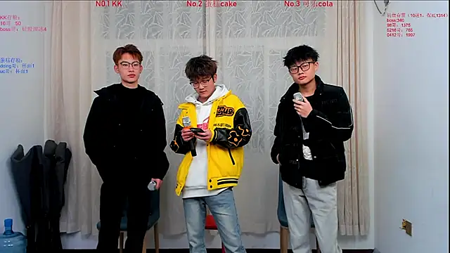 Delicious-boys-001 online show from 11/25/25, 10:26