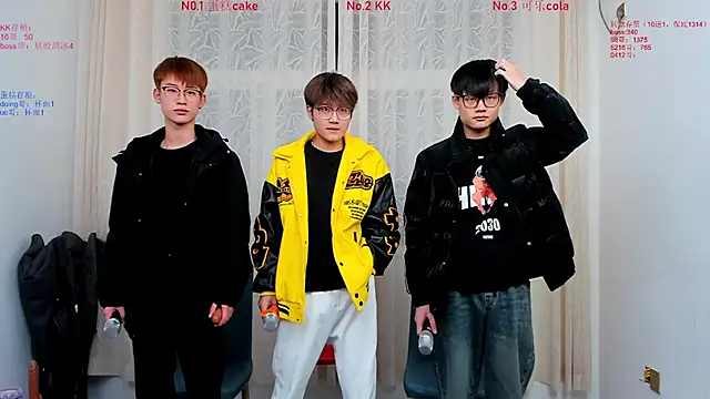 Delicious-boys-001 online show from 11/30/25, 12:17