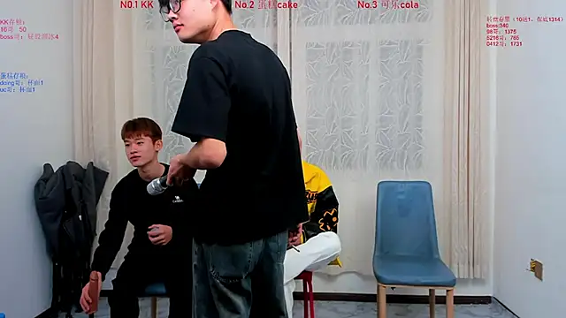 Delicious-boys-001 online show from 11/26/25, 10:15