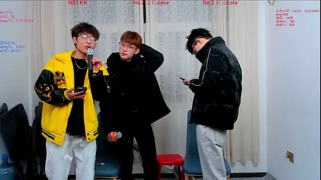 Delicious-boys-001 online show from 11/24/25, 10:37