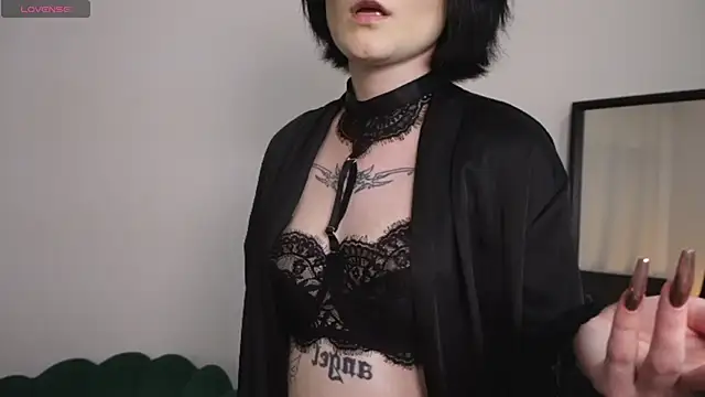 LucyKitty  online show from 12/14/25, 12:33