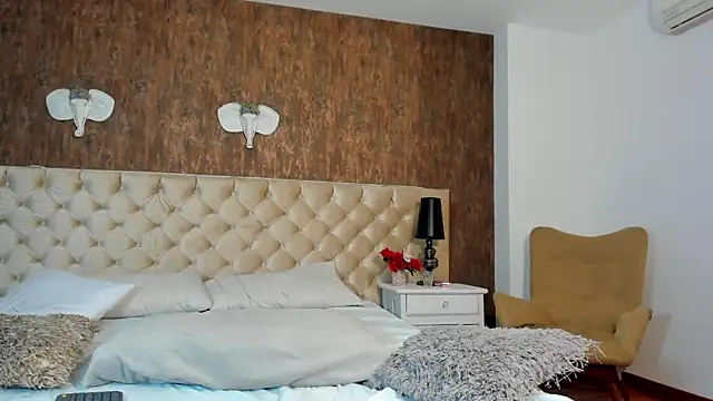 DaimondJohnson online show from 01/09/26, 08:38