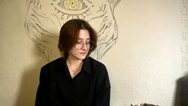 Snapshot of Marimari_maur chatting on 11/28/25, 06:13 Marimari maur online show from 11/28/25, 06:13