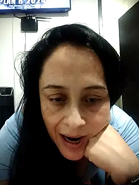 danielita1414 online show from 01/12/26, 01:12