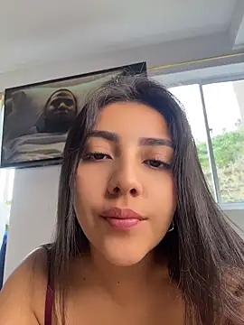 Snapshot of Sammyy_torres chatting on 04/18/26, 08:09 Sammyy torres online show from 04/18/26, 08:09