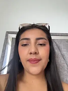 Snapshot of Sammyy_torres chatting on 03/06/26, 04:57 Sammyy torres online show from 03/06/26, 04:57