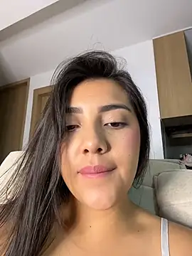 Snapshot of Sammyy_torres chatting on 05/16/26, 04:11 Sammyy torres online show from 05/16/26, 04:11