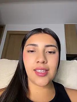 Snapshot of Sammyy_torres chatting on 05/22/26, 03:59 Sammyy torres online show from 05/22/26, 03:59