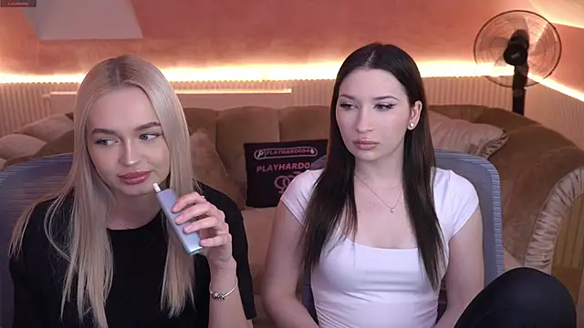 Liza Mur online show from 11/25/25, 03:12