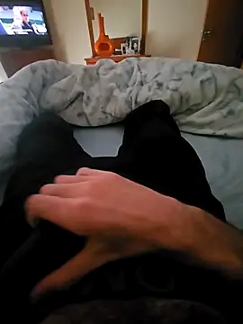 Raika25 online show from 12/18/25, 02:32