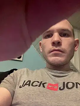 Spielzeugtwink online show from 02/09/26, 10:30