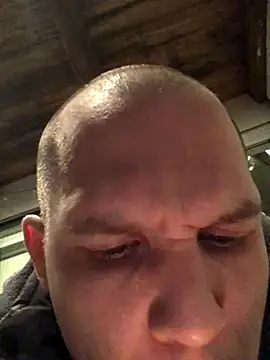 Spielzeugtwink online show from 11/28/25, 10:32