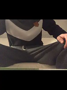 Spielzeugtwink online show from 12/01/25, 07:04