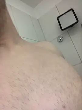 Spielzeugtwink online show from 03/29/26, 03:24